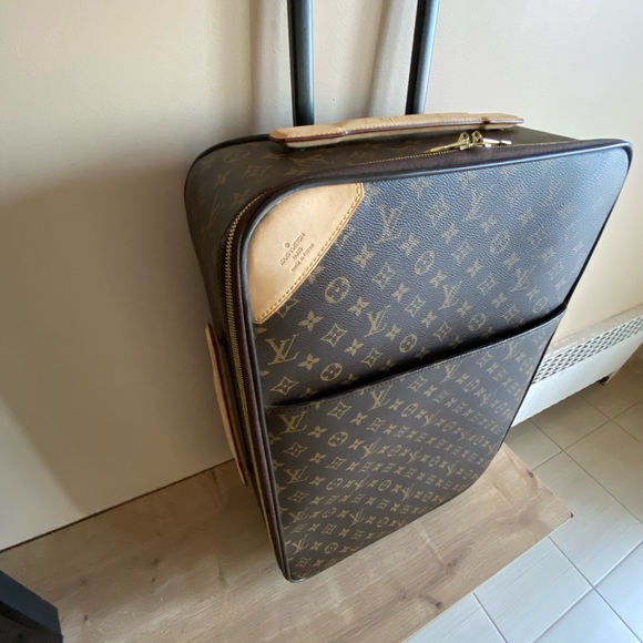 Authentic Louis Vuitton pegase 55 monogram carry on - Picture 5 of 10